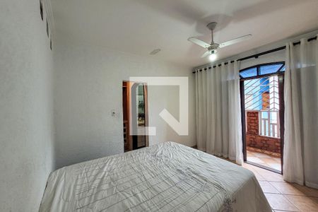 Casa à venda com 225m², 5 quartos e 2 vagas Casa à venda com 225m², 5 quartos e 2 vagasSuíte