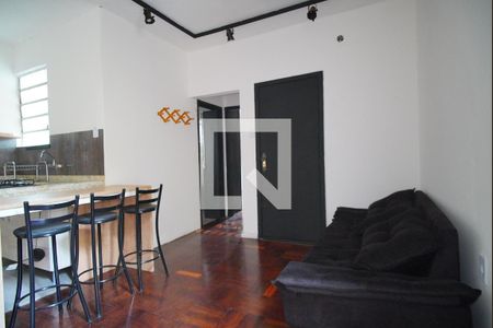 Sala de apartamento para alugar com 1 quarto, 44m² em Rio Branco, Porto Alegre