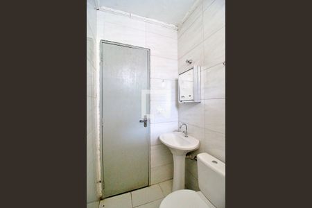 Banheiro de casa para alugar com 1 quarto, 30m² em Utinga, Santo André