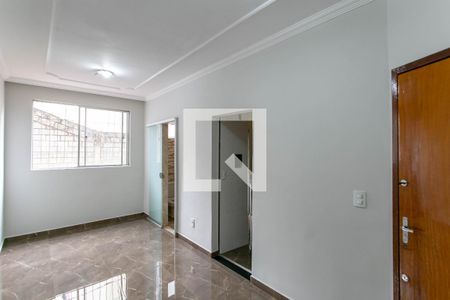 Sala de apartamento para alugar com 3 quartos, 50m² em Jaqueline, Belo Horizonte