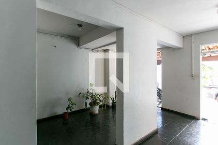 Apartamento para alugar com 50m², 3 quartos e 2 vagas Apartamento para alugar com 50m², 3 quartos e 2 vagasHall de entrada