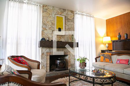 Lareira de casa à venda com 4 quartos, 384m² em Planalto Paulista, São Paulo