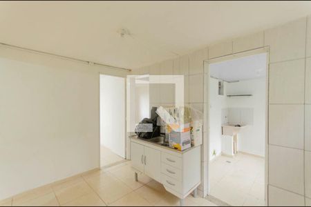 Cozinha  de apartamento à venda com 2 quartos, 52m² em Conjunto Habitacional Padre José de Anchieta, São Paulo
