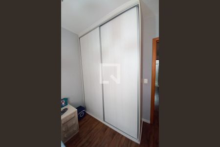 Apartamento à venda com 100m², 3 quartos e 2 vagas Apartamento à venda com 100m², 3 quartos e 2 vagasQuarto 1