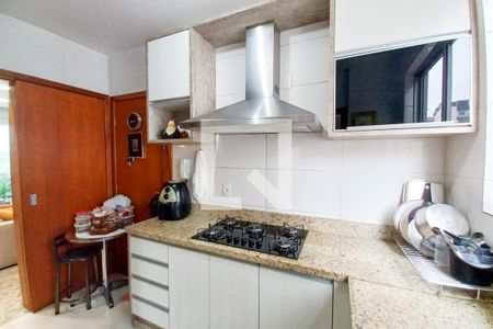 Apartamento à venda com 100m², 3 quartos e 2 vagas Apartamento à venda com 100m², 3 quartos e 2 vagasCozinha