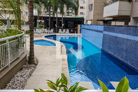 Apartamento à venda com 93m², 3 quartos e 1 vaga Apartamento à venda com 93m², 3 quartos e 1 vagapiscina