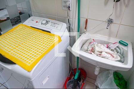 Apartamento à venda com 93m², 3 quartos e 1 vaga Apartamento à venda com 93m², 3 quartos e 1 vagaCozinha e Área de Serviço