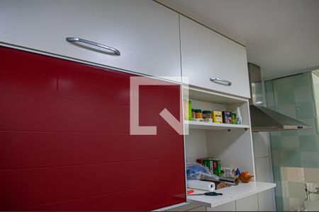 Apartamento à venda com 93m², 3 quartos e 1 vaga Apartamento à venda com 93m², 3 quartos e 1 vagaCozinha e Área de Serviço
