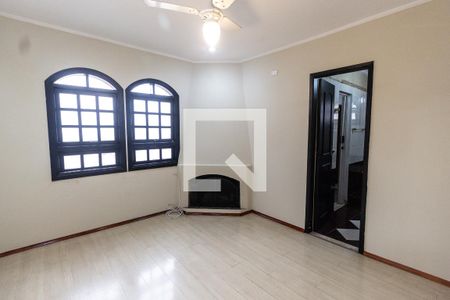 Casa para alugar com 220m², 3 quartos e 3 vagasQuarto 1