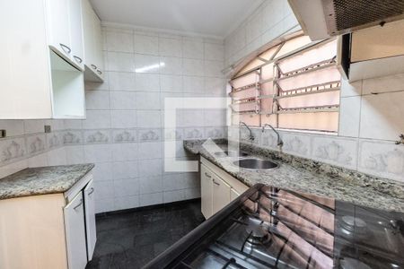 Casa para alugar com 220m², 3 quartos e 3 vagasCozinha