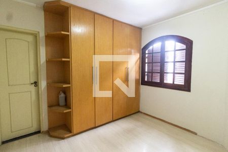 Casa para alugar com 220m², 3 quartos e 3 vagasQuarto 2