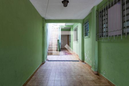 Casa à venda com 140m², 2 quartos e 2 vagas Casa à venda com 140m², 2 quartos e 2 vagasGaragem