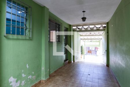 Casa à venda com 140m², 2 quartos e 2 vagas Casa à venda com 140m², 2 quartos e 2 vagasGaragem