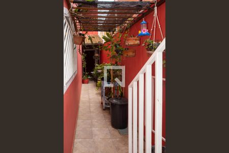 Casa à venda com 300m², 3 quartos e 3 vagas Casa à venda com 300m², 3 quartos e 3 vagasCorredor externo