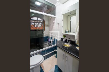 Casa à venda com 300m², 3 quartos e 3 vagas Casa à venda com 300m², 3 quartos e 3 vagasBanheiro Corredor