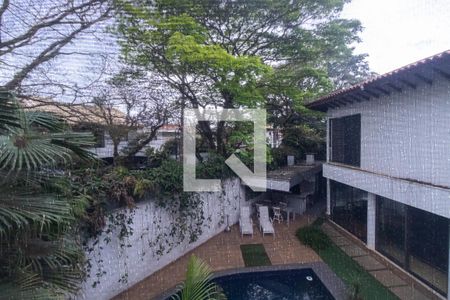 Casa à venda com 700m², 4 quartos e 4 vagas Casa à venda com 700m², 4 quartos e 4 vagasVista da Suíte