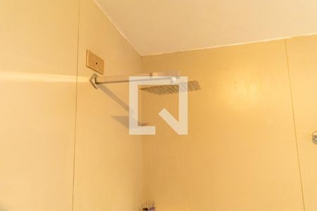 Casa à venda com 700m², 4 quartos e 4 vagas Casa à venda com 700m², 4 quartos e 4 vagasBanheiro da Suíte