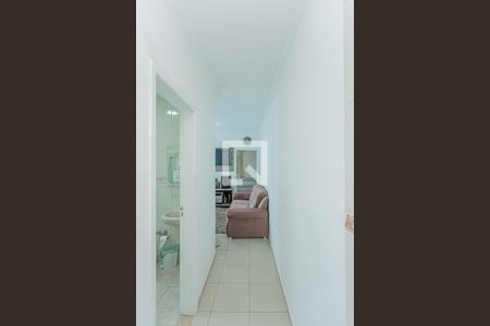 Corredor de casa à venda com 2 quartos, 130m² em Vila Mangalot, São Paulo