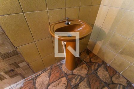 Banheiro de casa para alugar com 1 quarto, 46m² em Parque Paulistano, São Paulo