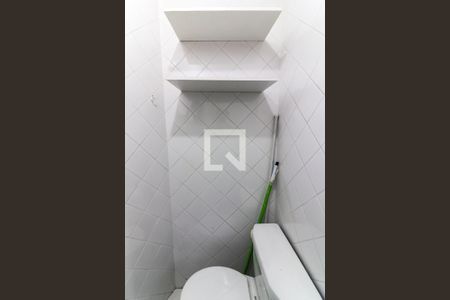 Apartamento para alugar com 70m², 2 quartos e 1 vaga Apartamento para alugar com 70m², 2 quartos e 1 vagaBanheiro de Serviço