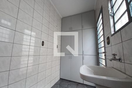 Casa à venda com 150m², 2 quartos e 8 vagasÁrea de Serviço