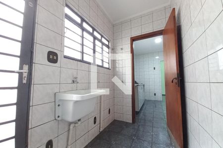 Casa à venda com 150m², 2 quartos e 8 vagasÁrea de Serviço