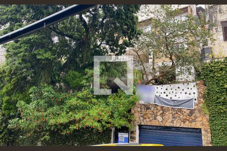 Casa à venda com 330m², 6 quartos e 1 vagaFachada