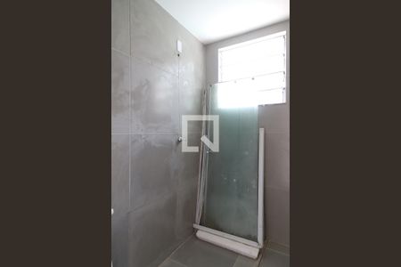 Banheiro da Suíte de casa para alugar com 1 quarto, 50m² em Vargem Grande, Rio de Janeiro