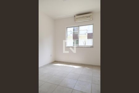 Suíte de casa para alugar com 1 quarto, 50m² em Vargem Grande, Rio de Janeiro