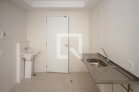 Cozinha e Área de Serviço de apartamento para alugar com 1 quarto, 28m² em Vila Ema, São Paulo
