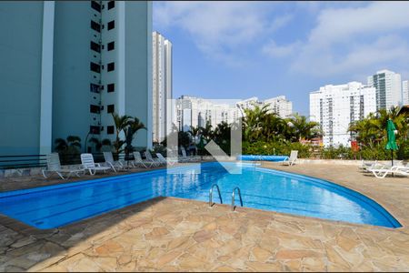 Apartamento para alugar com 64m², 3 quartos e 1 vagaÁrea comum - Piscina