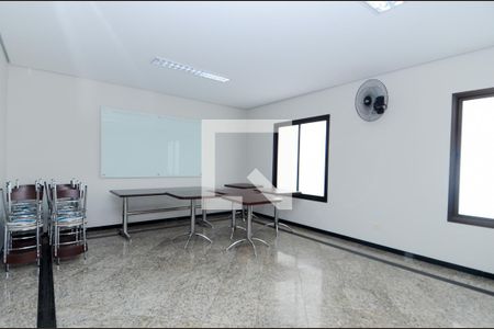Apartamento para alugar com 64m², 3 quartos e 1 vagaÁrea comum - Salão de festas