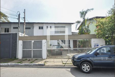 Casa à venda com 155m², 4 quartos e 4 vagasCasa