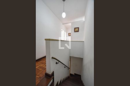 Casa à venda com 155m², 4 quartos e 4 vagasCorredor 