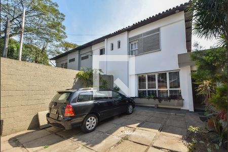 Casa à venda com 155m², 4 quartos e 4 vagasGaragem