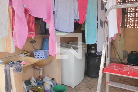 Casa à venda com 150m², 3 quartos e 8 vagasÁrea de Serviço