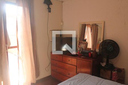 Casa à venda com 150m², 3 quartos e 8 vagasSuíte master