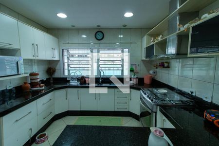 Casa à venda com 400m², 3 quartos e 6 vagasCozinha