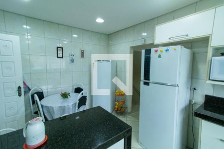 Casa à venda com 400m², 3 quartos e 6 vagasCozinha