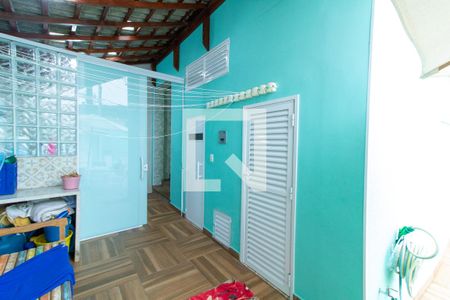 Casa à venda com 400m², 3 quartos e 6 vagasQuintal