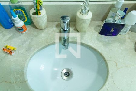 Casa à venda com 400m², 3 quartos e 6 vagasBanheiro 1