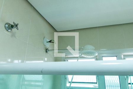 Casa à venda com 400m², 3 quartos e 6 vagasBanheiro 1