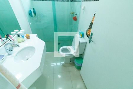 Casa à venda com 400m², 3 quartos e 6 vagasBanheira 2