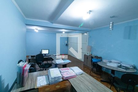 Casa à venda com 400m², 3 quartos e 6 vagasEscritório