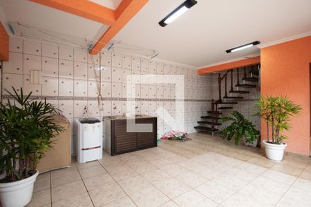 Casa à venda com 200m², 4 quartos e 5 vagasÁrea de Serviço