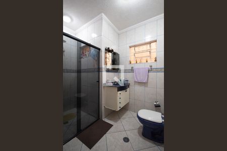 Casa à venda com 200m², 4 quartos e 5 vagasBanheiro 1