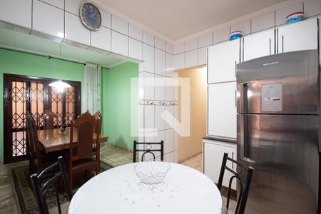 Casa à venda com 200m², 4 quartos e 5 vagasCozinha
