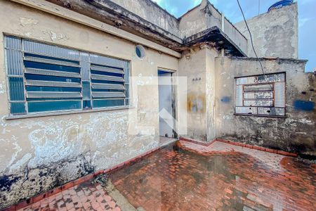 Casa à venda com 235m², 2 quartos e 2 vagasLavanderia