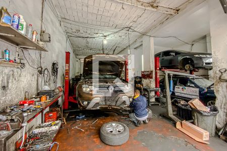 Casa à venda com 235m², 2 quartos e 2 vagasGaragem