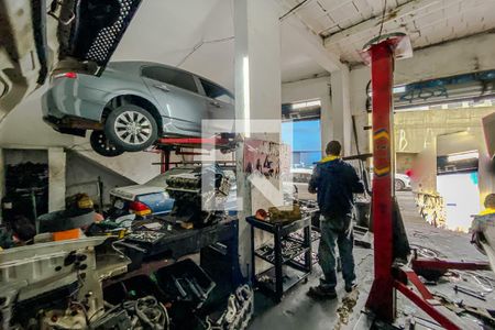 Casa à venda com 235m², 2 quartos e 2 vagasGaragem